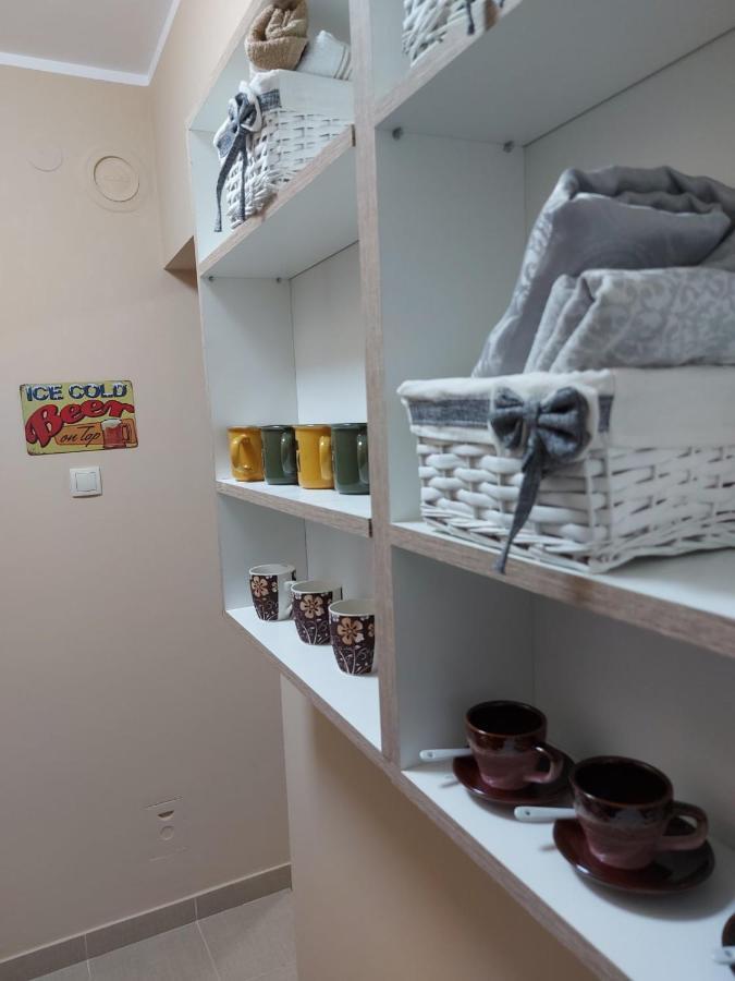 Apartman ESPRESSO Sremska Mitrovica Esterno foto