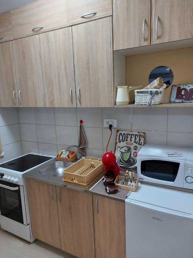 Apartman ESPRESSO Sremska Mitrovica Esterno foto