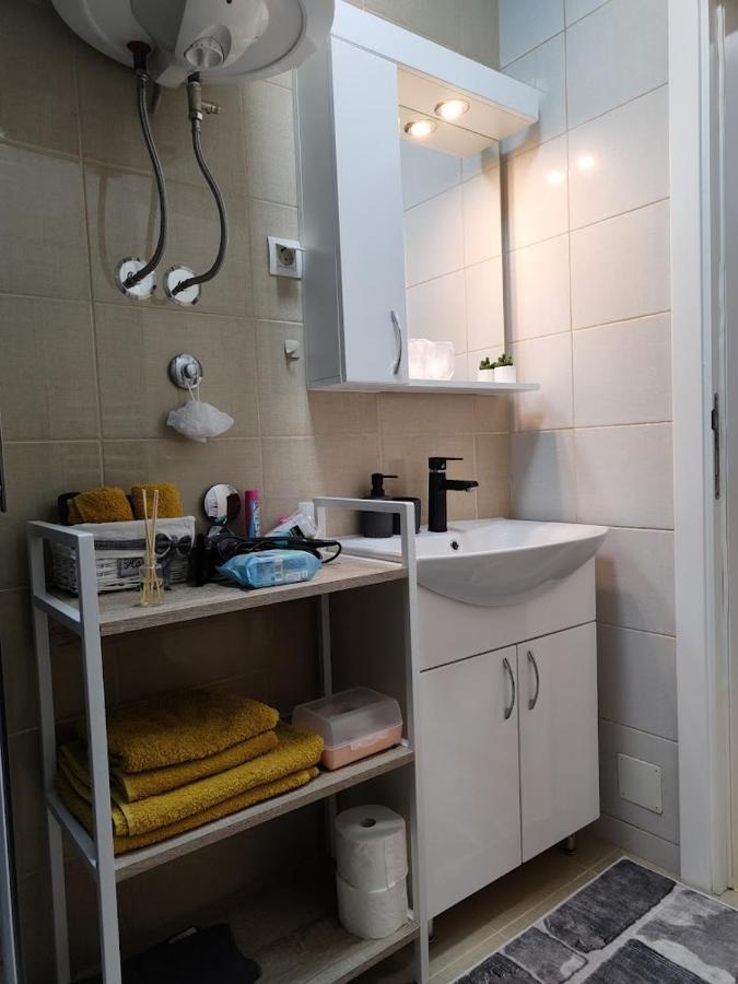 Apartman ESPRESSO Sremska Mitrovica Esterno foto